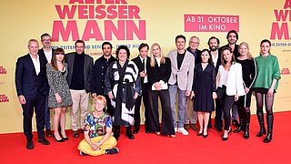 Große Begeisterung bei der Weltpremiere von ALTER WEISSER MANN in München / ab 31. Oktober 2024 im Kino!