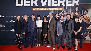 Vier gewinnt! DER VIERER feiert große Publikumspremiere in Berlin / ab 28. November im Kino!